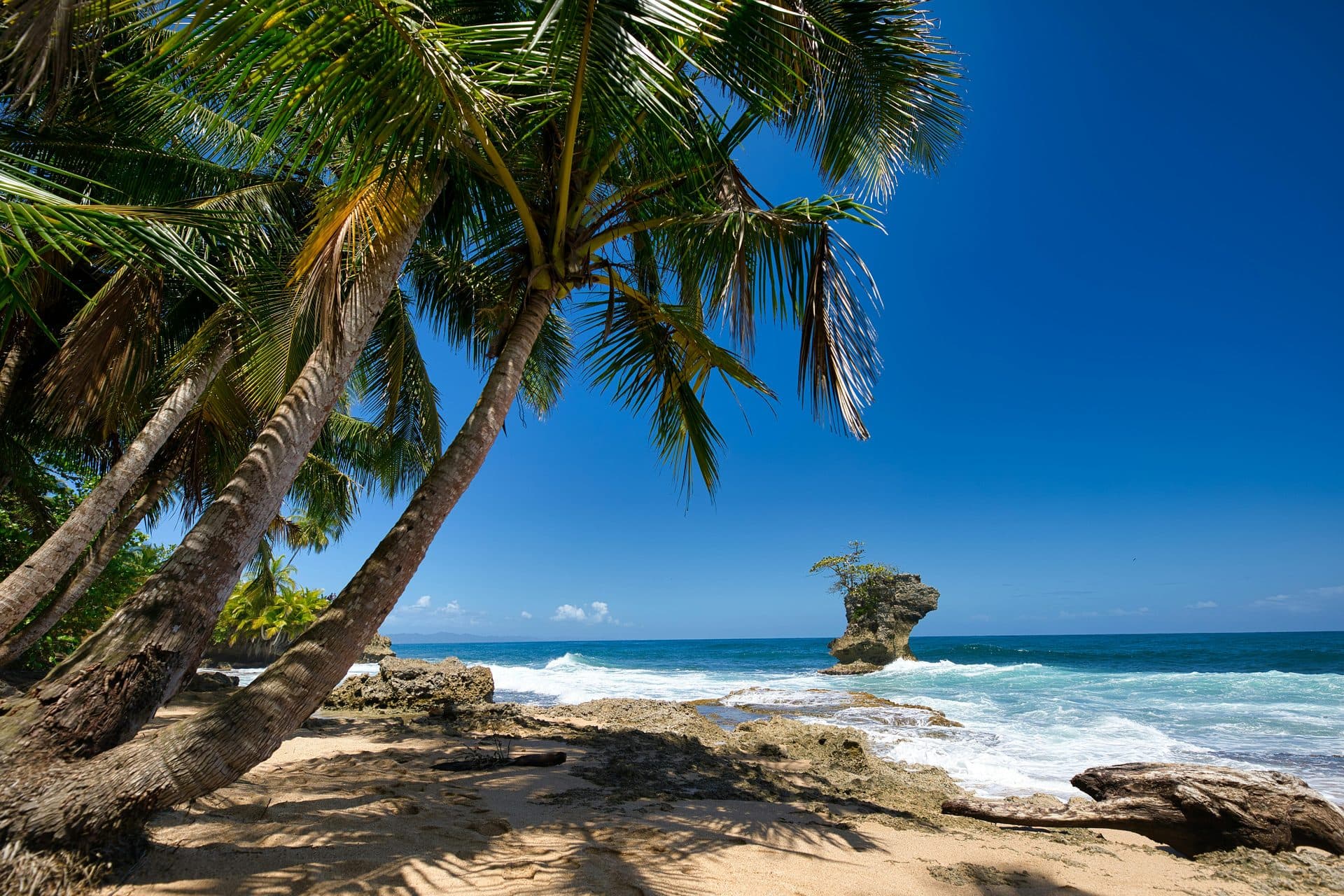 Costa Rica, Costa Rica – April
