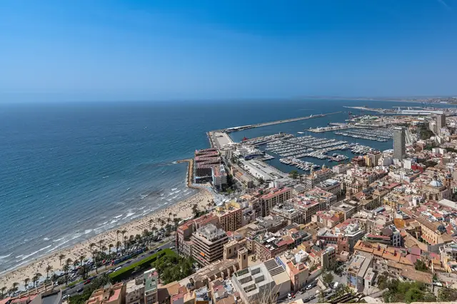 Spanien